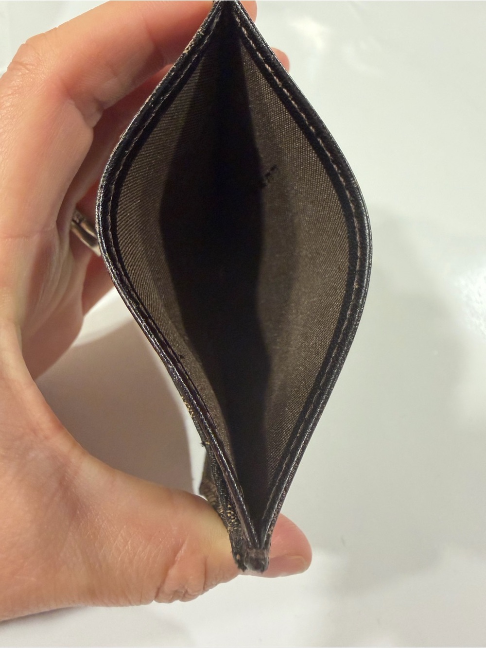 ✨ Authentic Fendi Zucca Card holder w/Entrupy COA ✨ - Picture 2 of 6
